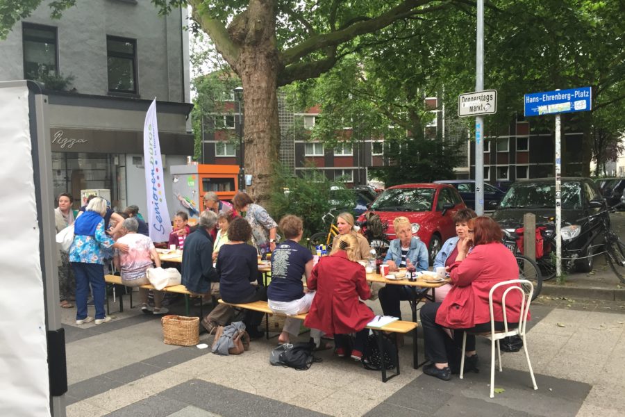 Gemeinsames Frühstück beim Ehrenfelder Miteinander