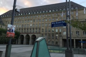 Willy-Brandt-Platz in Bochum vor dem Rathaus