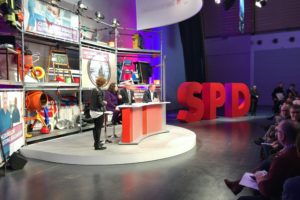 Diskussionsrunde bei der SPD-Arbeitnehmerkonferenz u.a. mit Ministerin Andrea Nahles vom Bundesministerium für Arbeit und Sozialordnung (BMAS). #GuteArbeitVerbindet #SPD