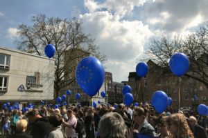 Pulse of Europe Bochum: Europa-Ballons