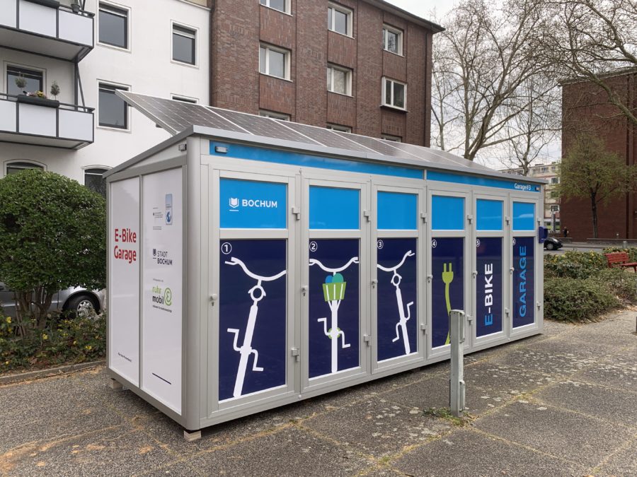 E-Bike-Garage #3 (von der anderen Seite) auf dem William-Shakespeare-Platz im Bochumer Ehrenfeld