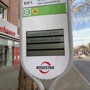 Defekte LCD-Anzeige der Bogestra an der Haltestelle Schauspielhaus (2/2)