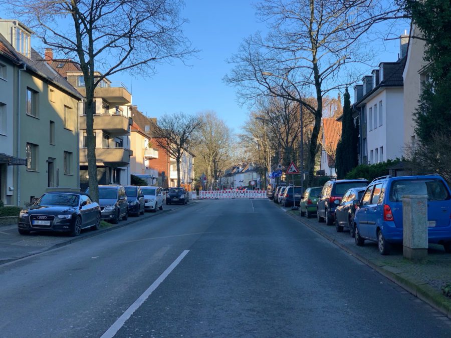 Friederikastraße gesperrt - auf Höhe der Gabelsbergerstraße