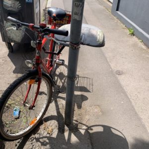 Mülleimer an der Ehrenfeldstraße fehlt (oder ein "vorher"-Bild der #MängelmelderSafariBO)