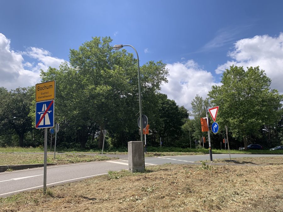 Ampel an der Kreuzung A448/Königsallee in Bochum-Wiemelhausen: zu diesem Zeitpunkt leider defekt