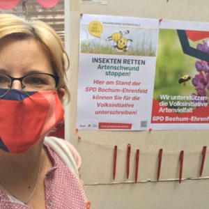 Sammlung von Unterschriften für die Volksinitiative Artenvielfalt NRW durch die SPD Bochum-Ehrenfeld