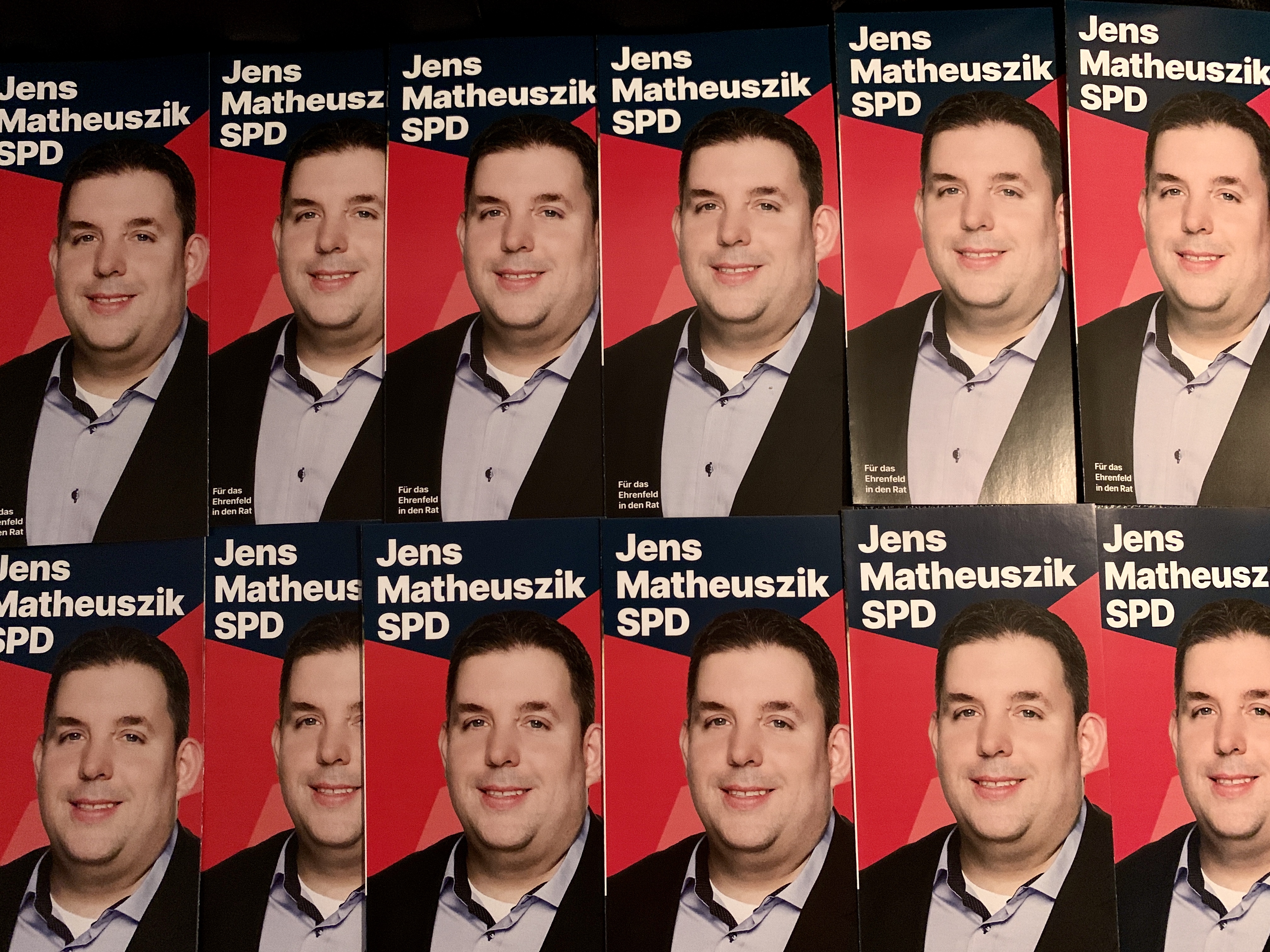Kandidatenfaltblatt Jens Matheuszik für das Ehrenfeld