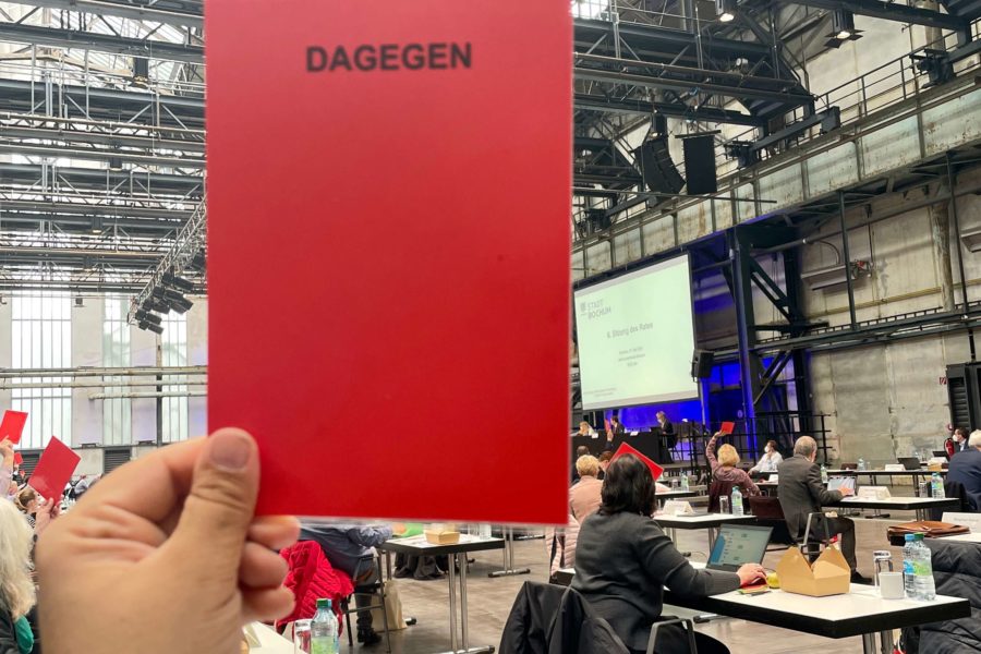 DAGEGEN (Abstimmungskarte im Rat der Stadt Bochum)