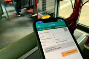 NextTicket-App im Bus