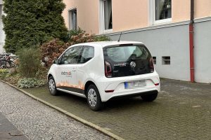 Carsharing-Auto (hier: Stadtmobil) im Bochumer Ehrenfeld