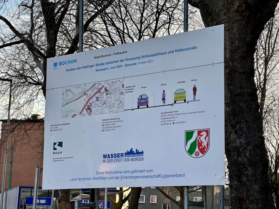 Baustellenschild zur Baumaßnahme "Hattinger Straße": Ende im Frühjahr 2023