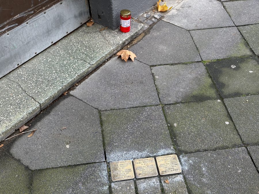 Stolpersteine für Sophie Wolfstein, Julius Wolfstein, Else Wolfstein